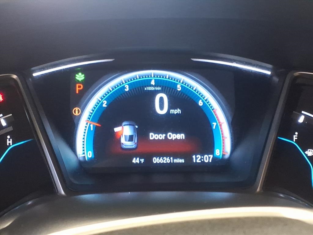 Honda Civic Coupe 2dr CVT Touring 2016