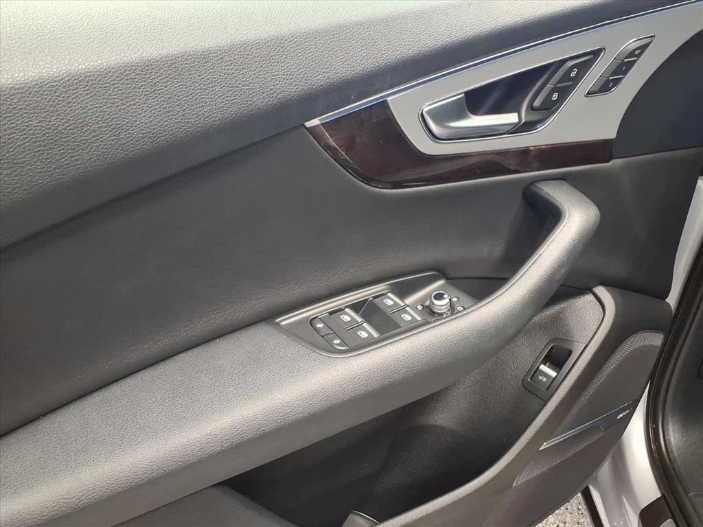 Audi Q7 SE Premium Plus 45 TFSI quattro 2019