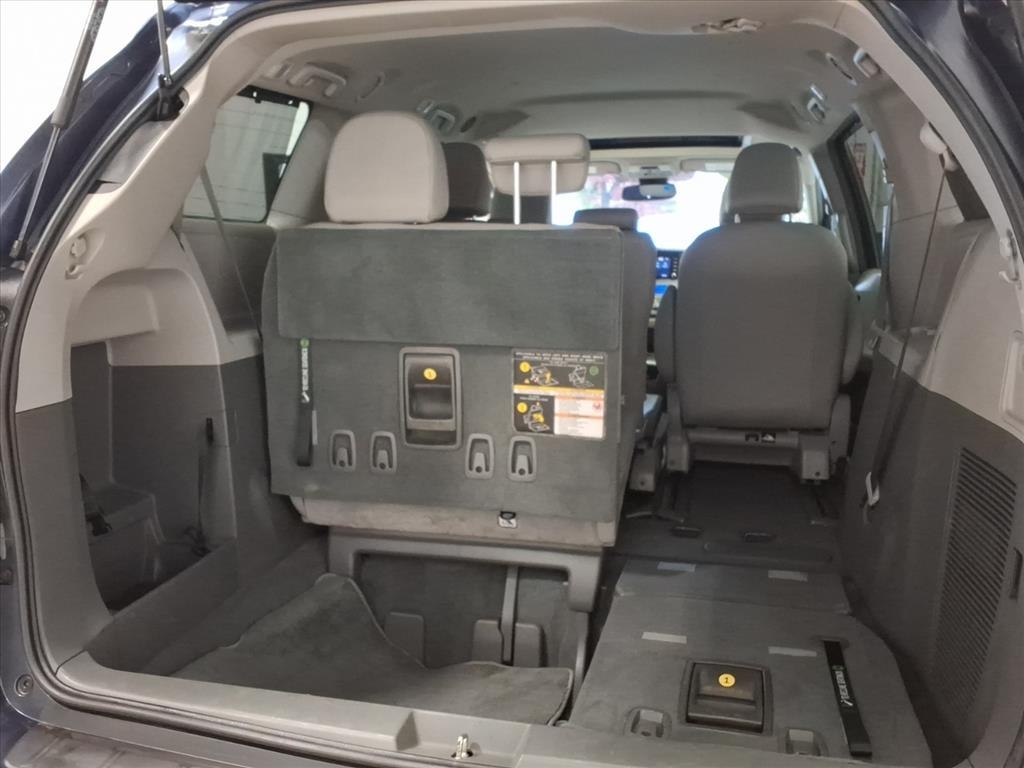 Toyota Sienna XLE Auto Access Seat FWD 7-Passenger (Natl) 2019