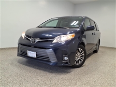 2019 Toyota Sienna 