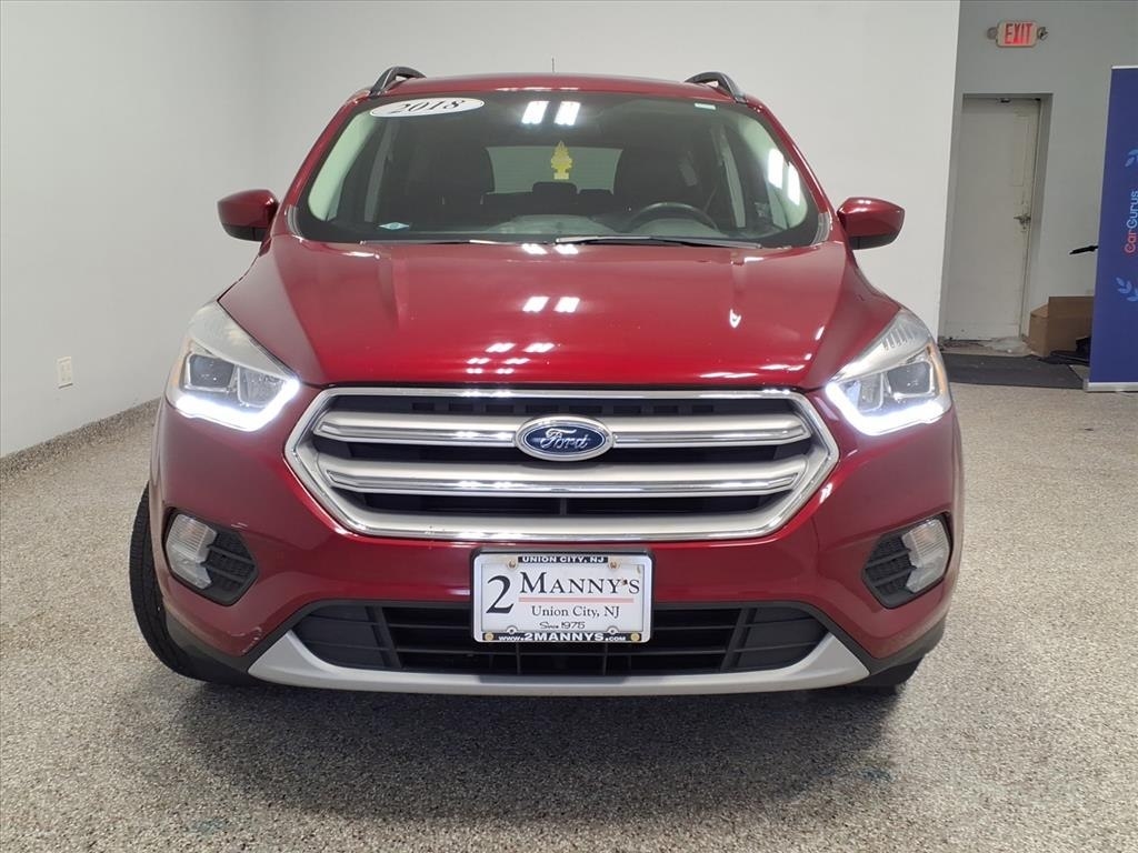 2018 Ford Escape SEL photo 2