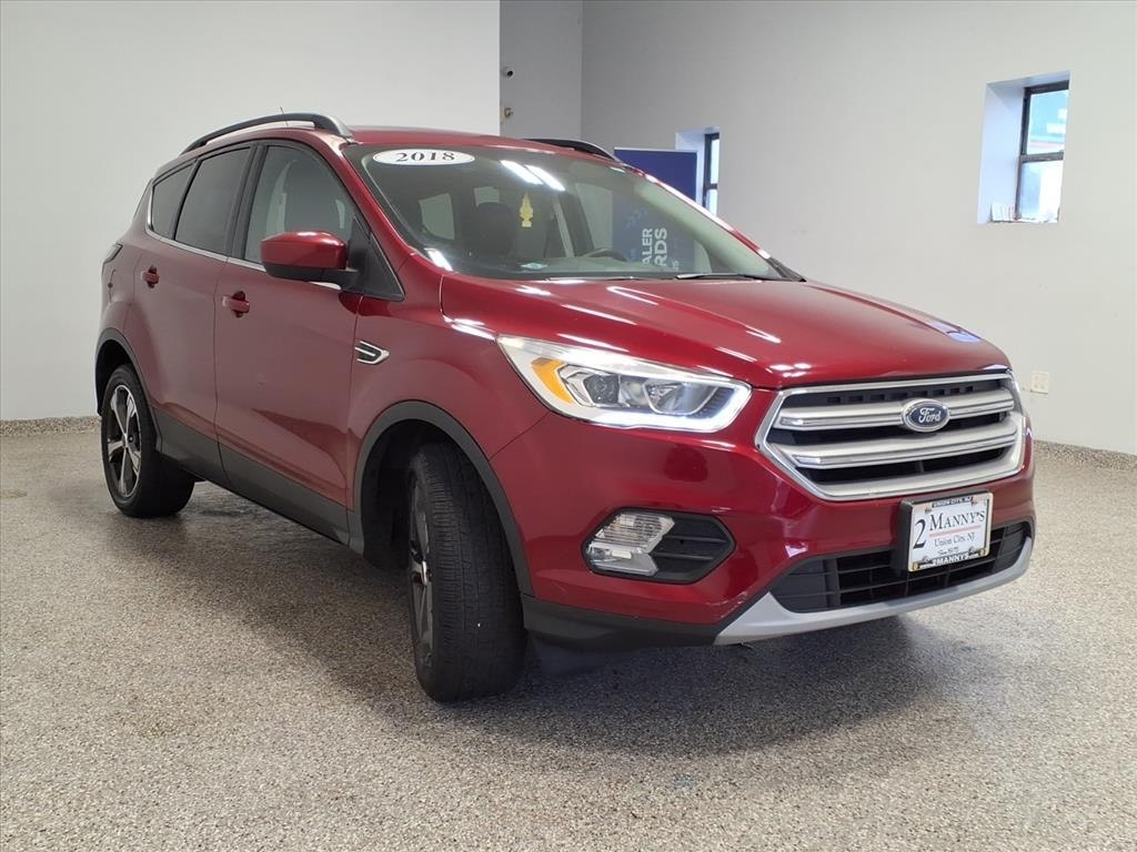 2018 Ford Escape SEL photo 3
