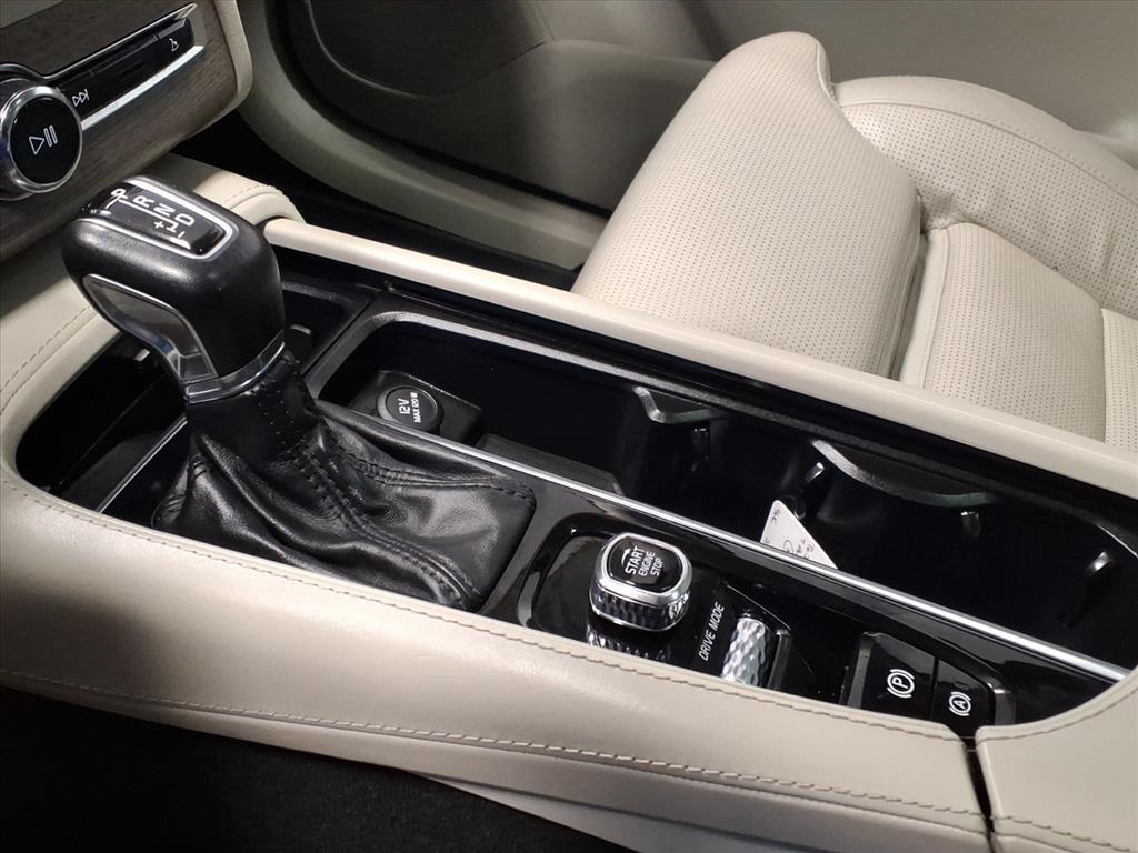 Volvo XC90 T6 AWD Inscription 7 Passenger 2020