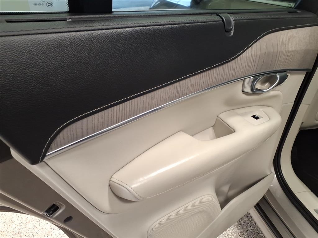 Volvo XC90 T6 AWD Inscription 7 Passenger 2020