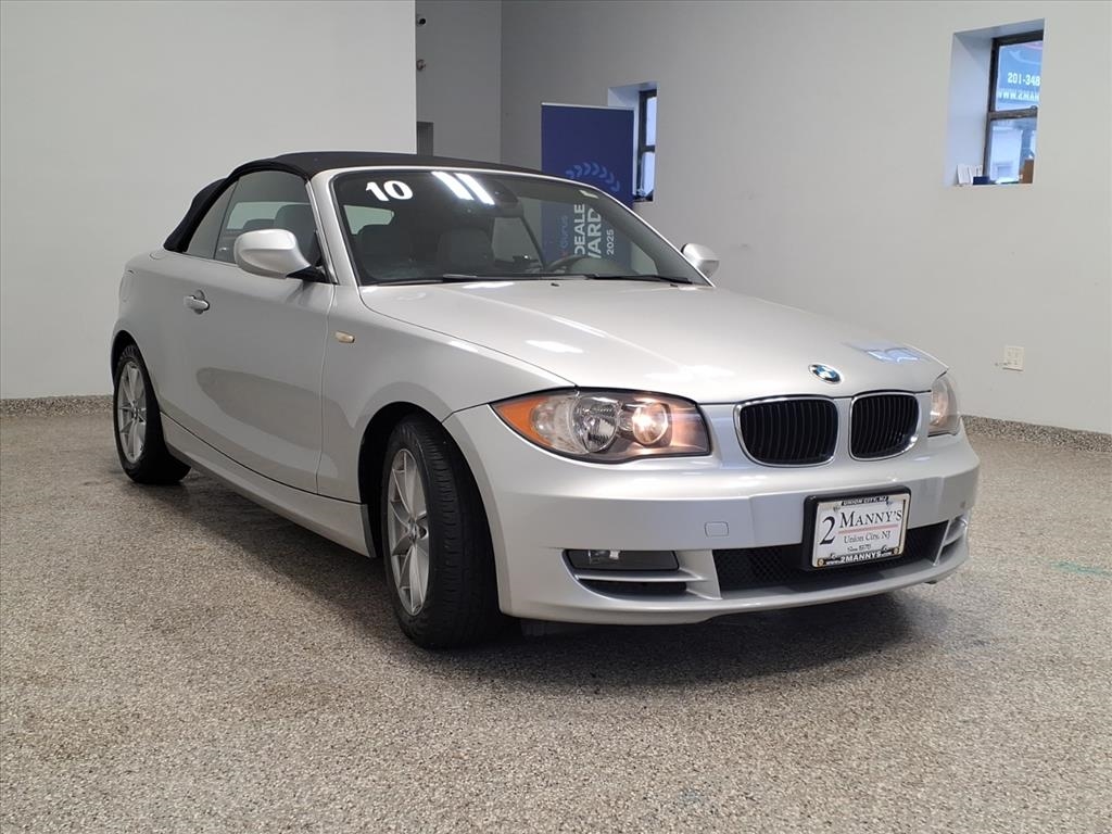 BMW 1 Series 2dr Conv 128i SULEV 2011