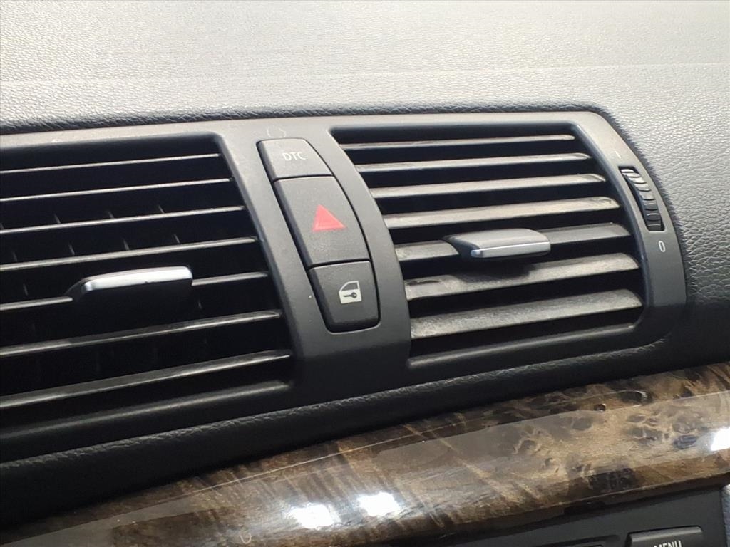 BMW 1 Series 2dr Conv 128i SULEV 2011