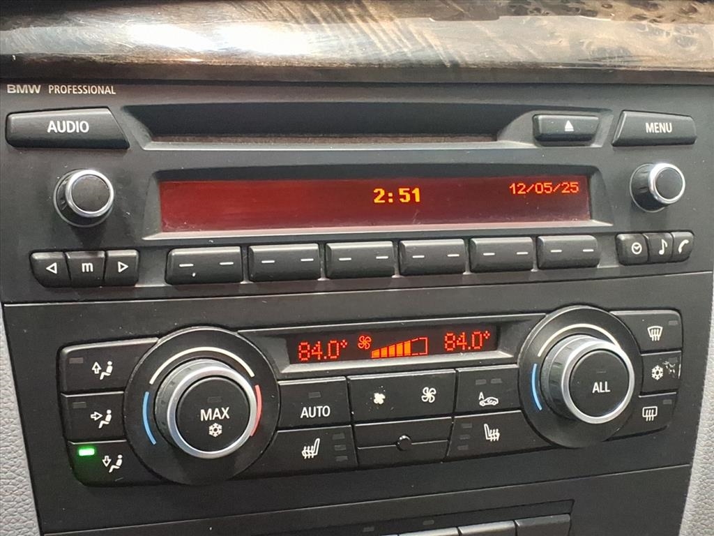 BMW 1 Series 2dr Conv 128i SULEV 2011