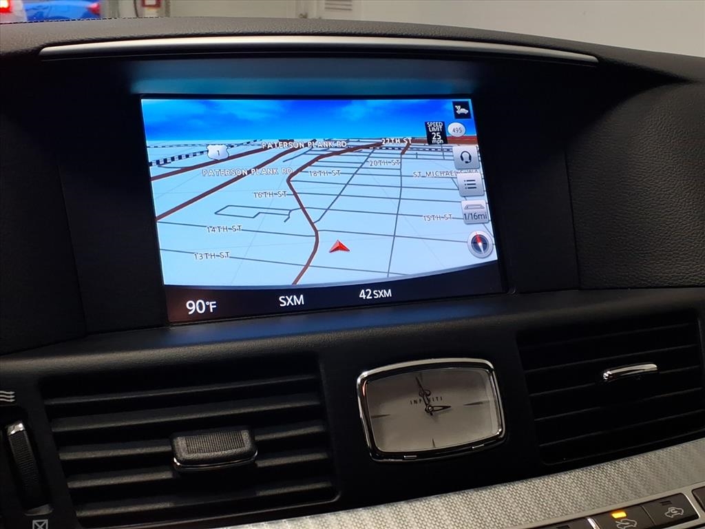 Infiniti Q70 3.7 LUXE AWD 2019