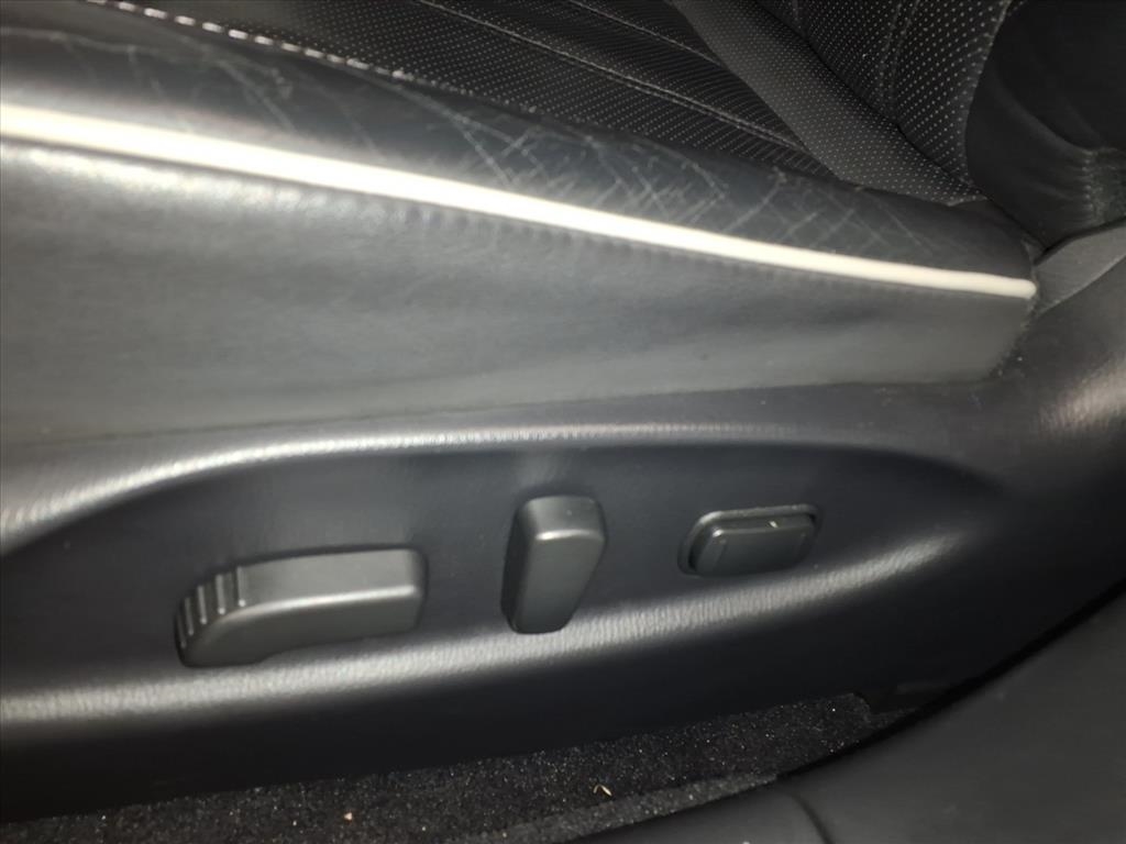 Infiniti Q70 3.7 LUXE AWD 2019