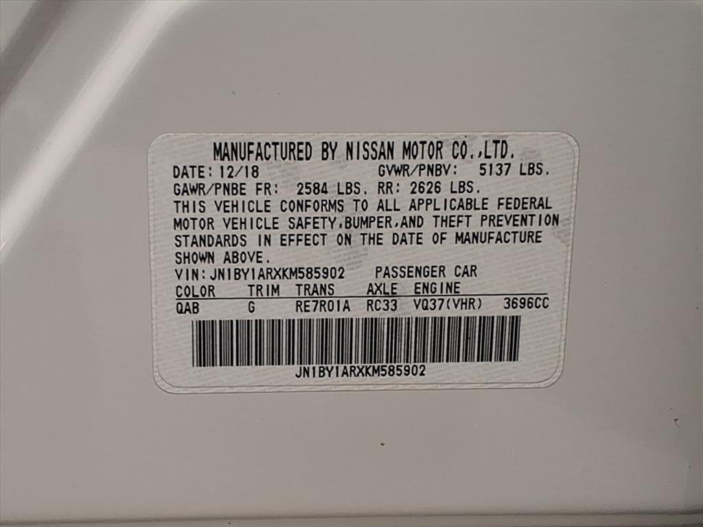 Infiniti Q70 3.7 LUXE AWD 2019