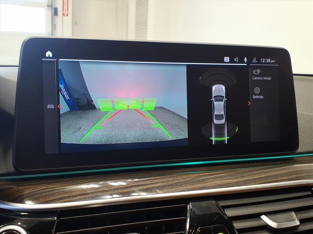 BMW 5 Series 530i xDrive Sedan 2021