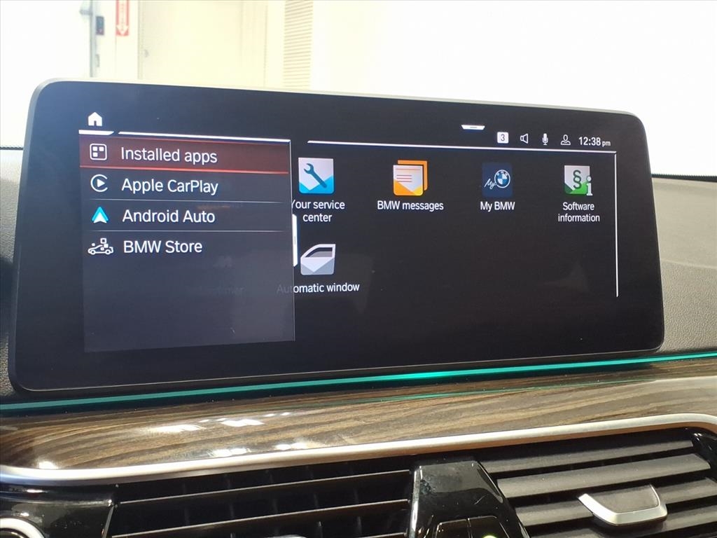 BMW 5 Series 530i xDrive Sedan 2021