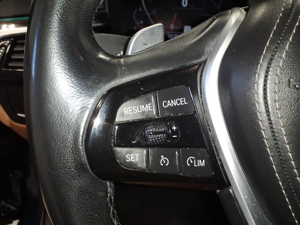 BMW 5 Series 530i xDrive Sedan 2021