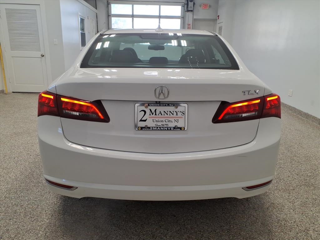 Acura TLX 4dr Sdn FWD 2015