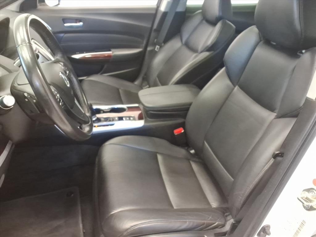 Acura TLX 4dr Sdn FWD 2015