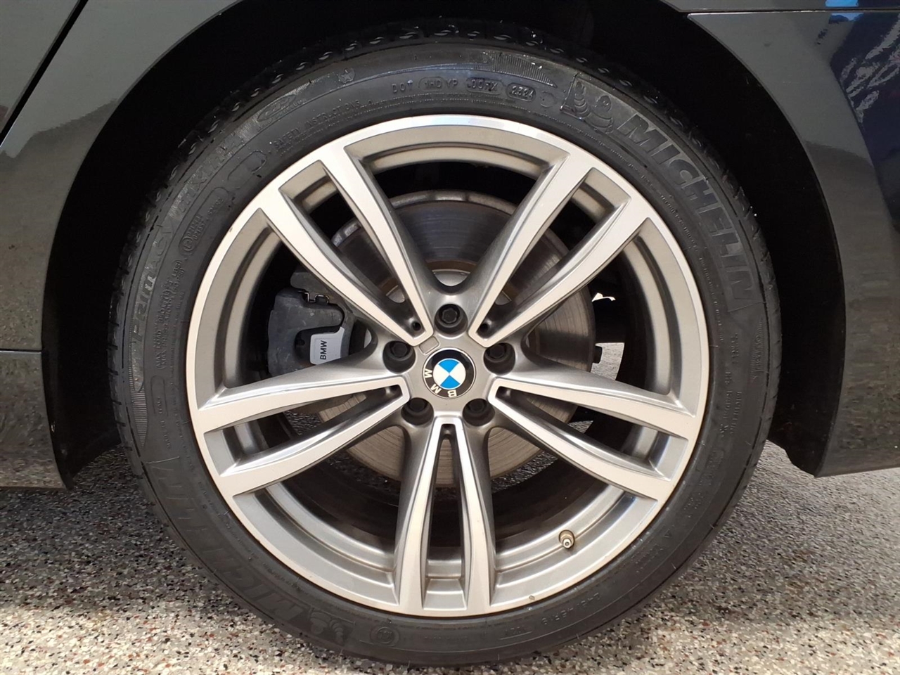 BMW 7 Series 750i xDrive Sedan 2019