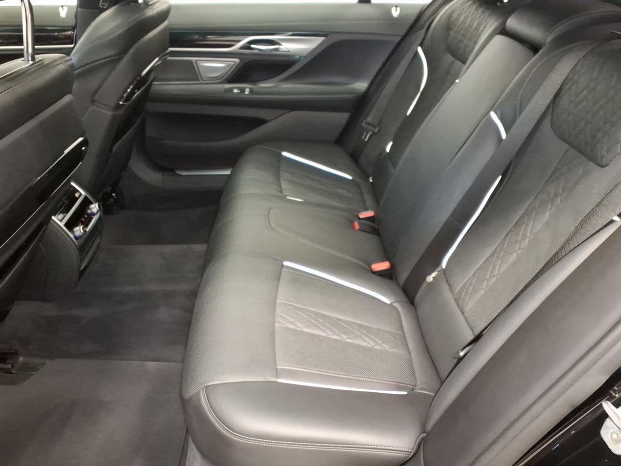 BMW 7 Series 750i xDrive Sedan 2019