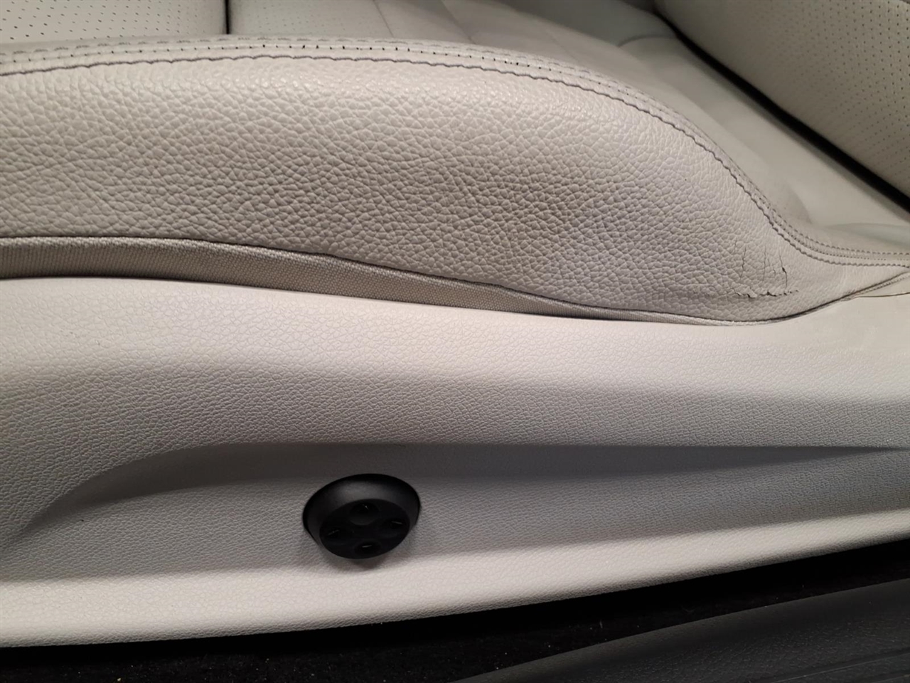 Mercedes-Benz C-Class C 300 4MATIC Cabriolet 2017