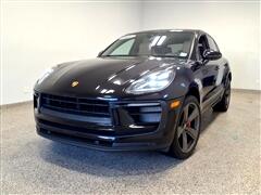 2022 Porsche Macan 