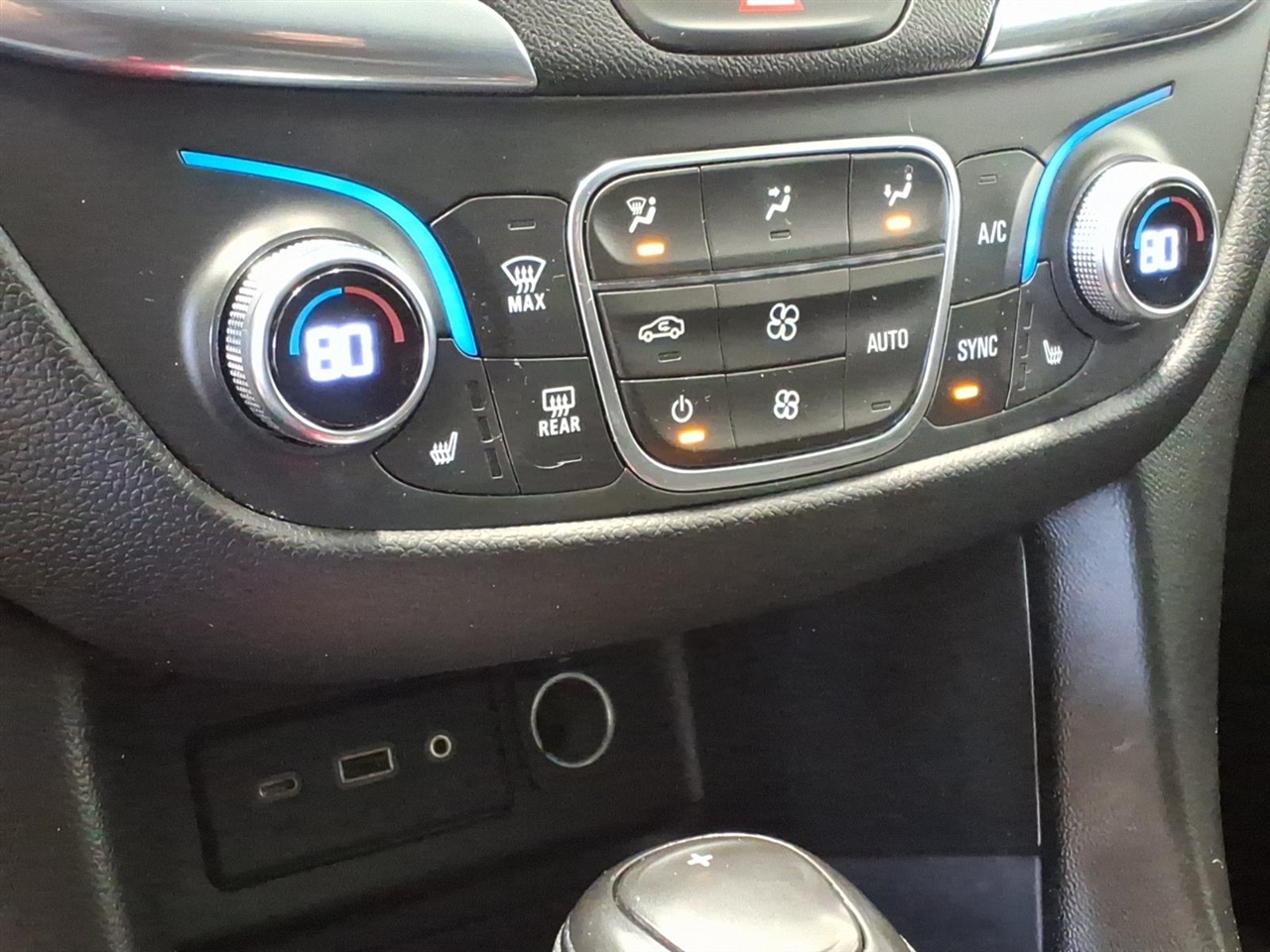 Chevrolet Equinox AWD 4dr LT w/1LT 2020