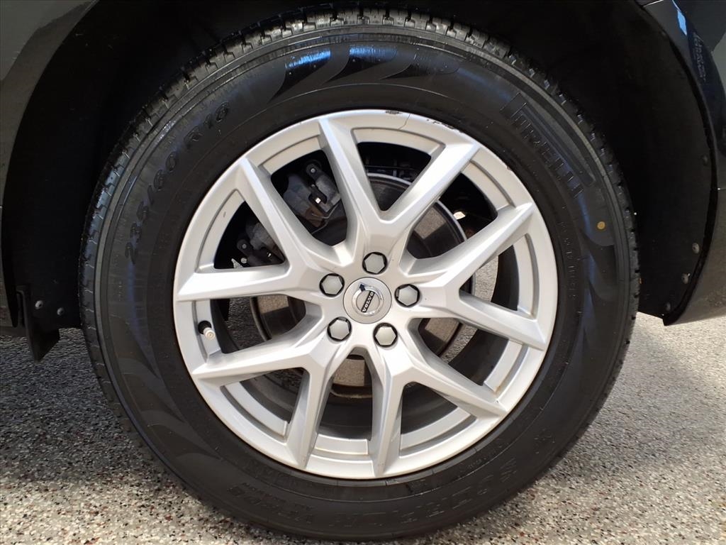 Volvo XC60 T5 AWD Momentum 2019