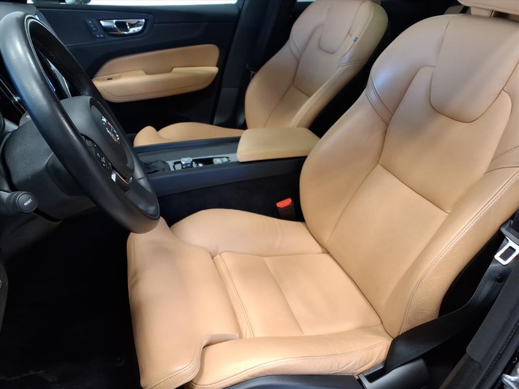 Volvo XC60 T5 AWD Momentum 2019