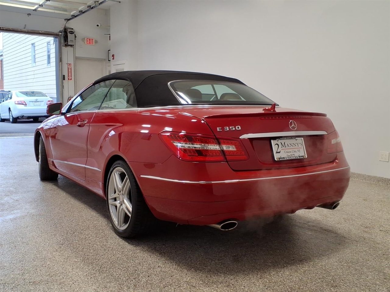 Mercedes-Benz E-Class 2dr Cabriolet E 350 RWD 2011