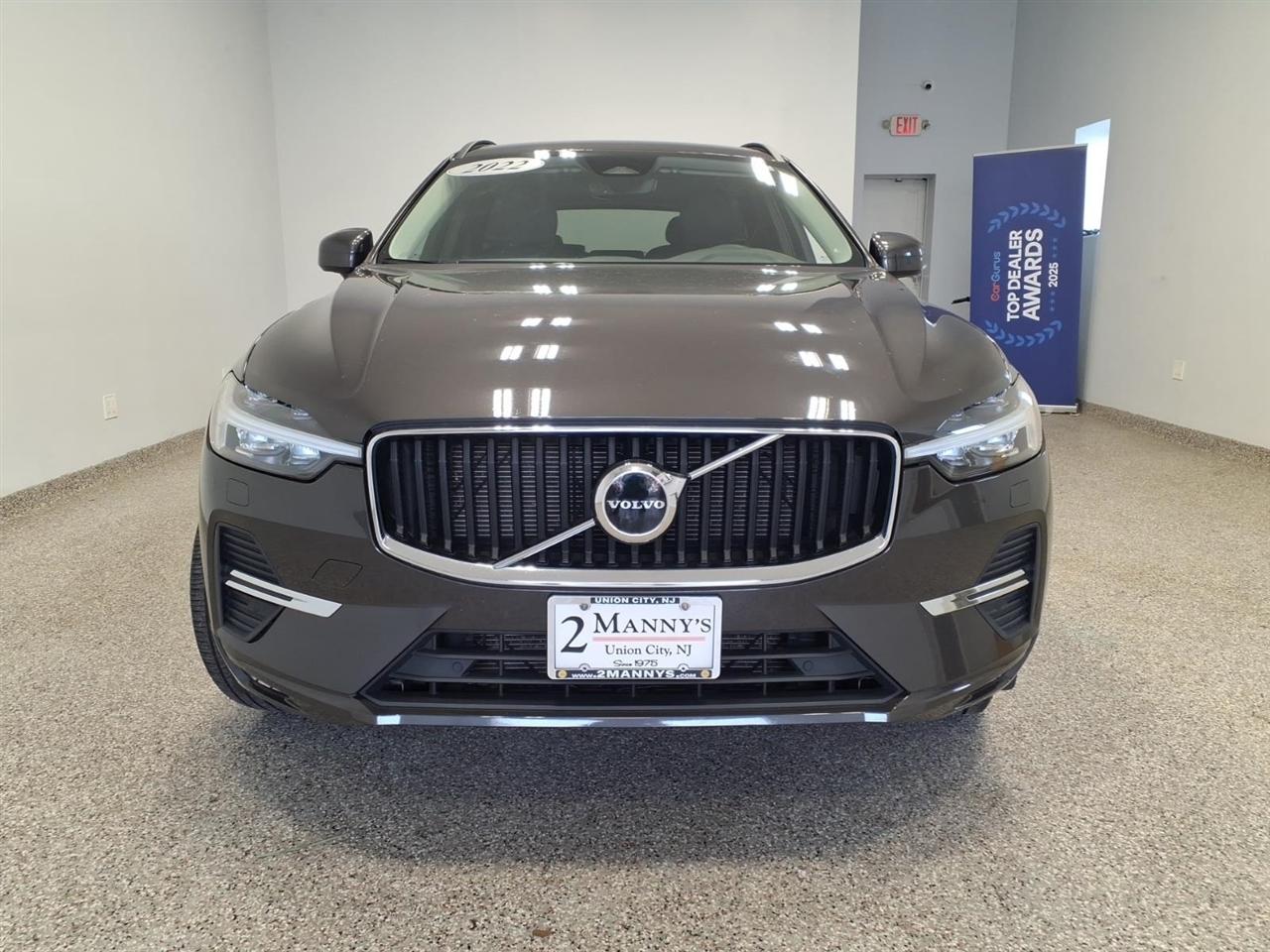 Volvo XC60 B5 AWD Momentum 2022