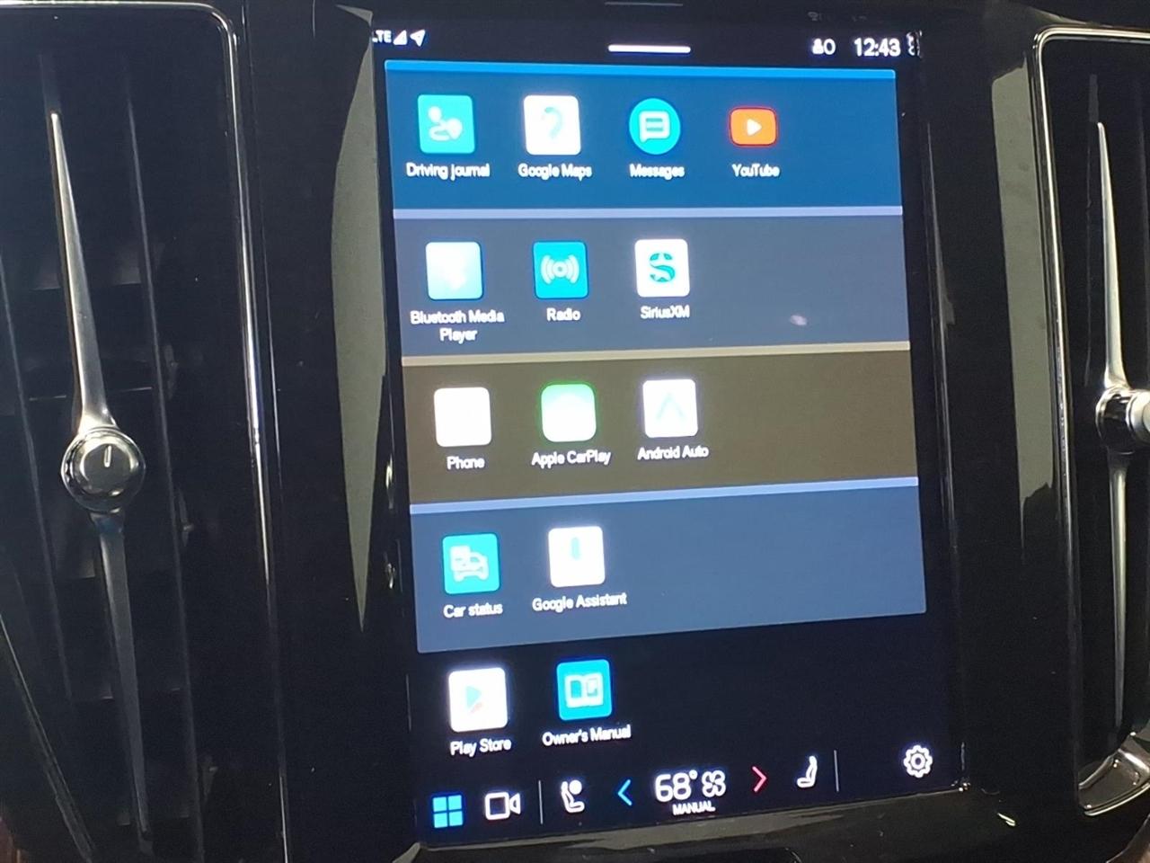 Volvo XC60 B5 AWD Momentum 2022