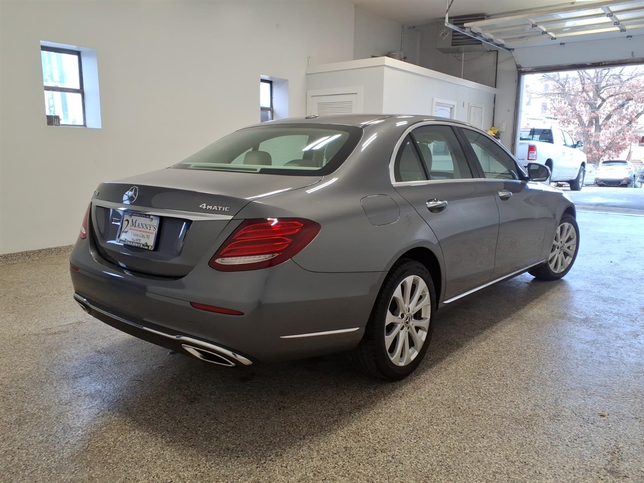 Mercedes-Benz E-Class E 300 4MATIC Sedan 2019