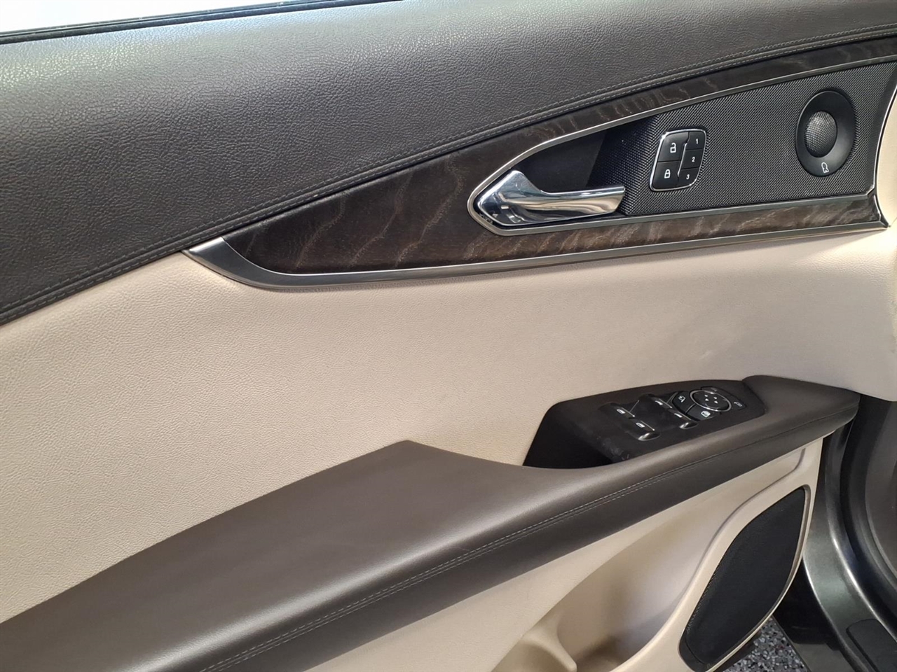 Lincoln Nautilus Reserve AWD 2019