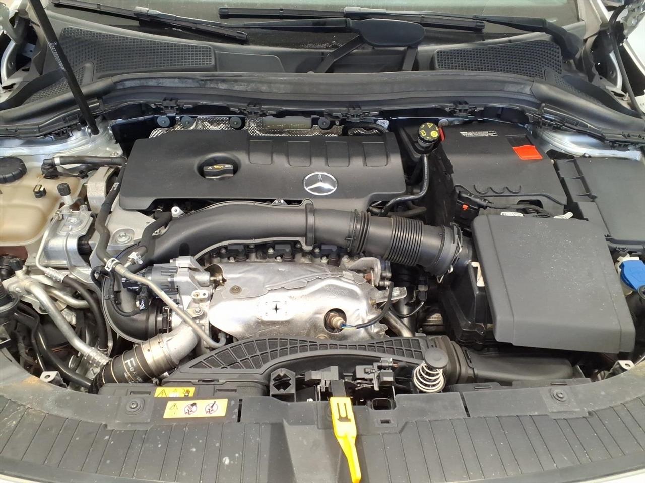 Mercedes-Benz GLA GLA 250 4MATIC SUV 2022