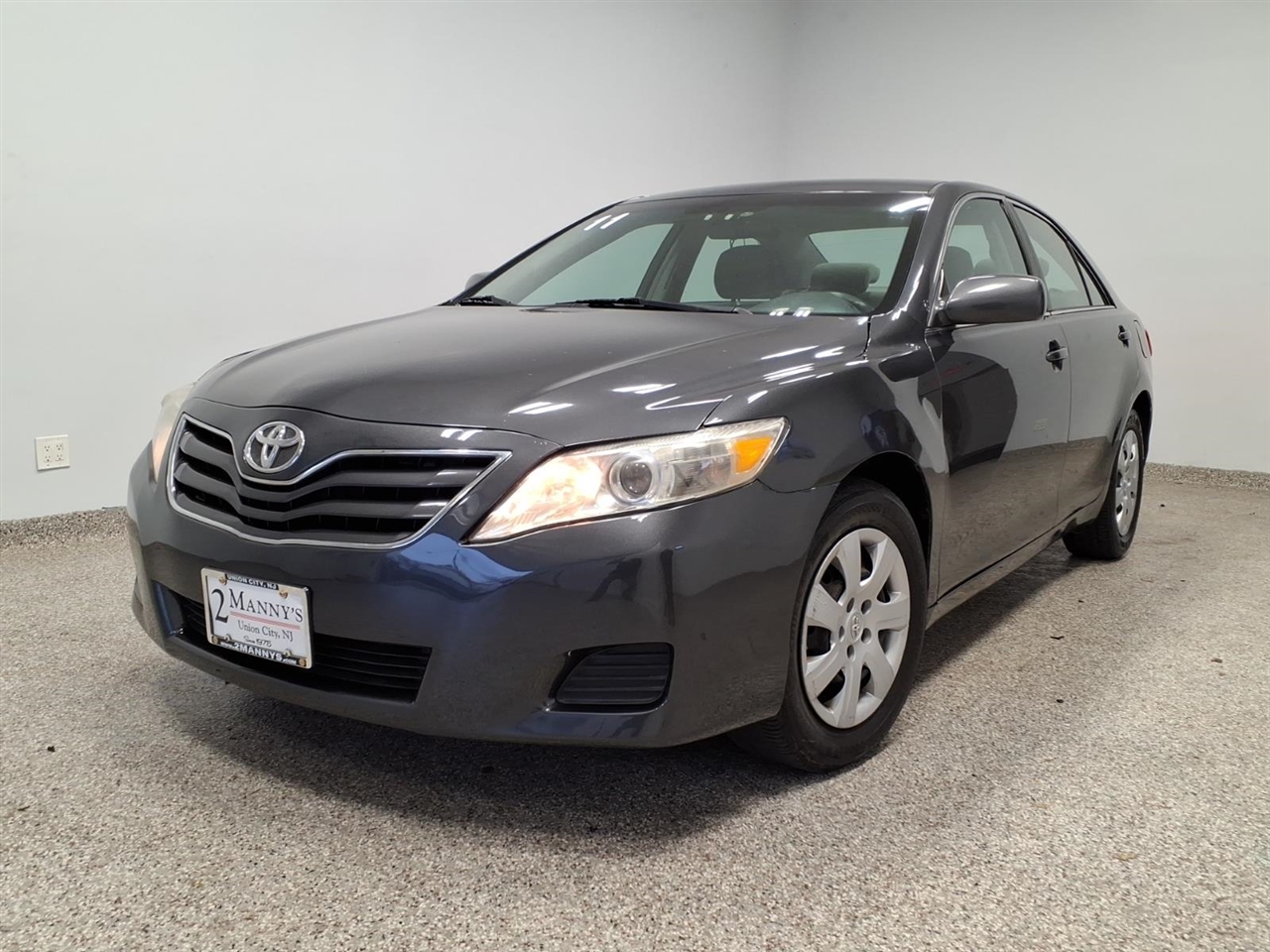 2011 Toyota Camry LE (Natl)