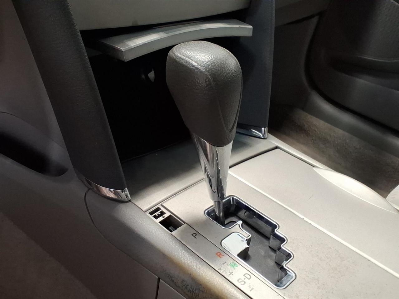 Toyota Camry LE (Natl) 2011