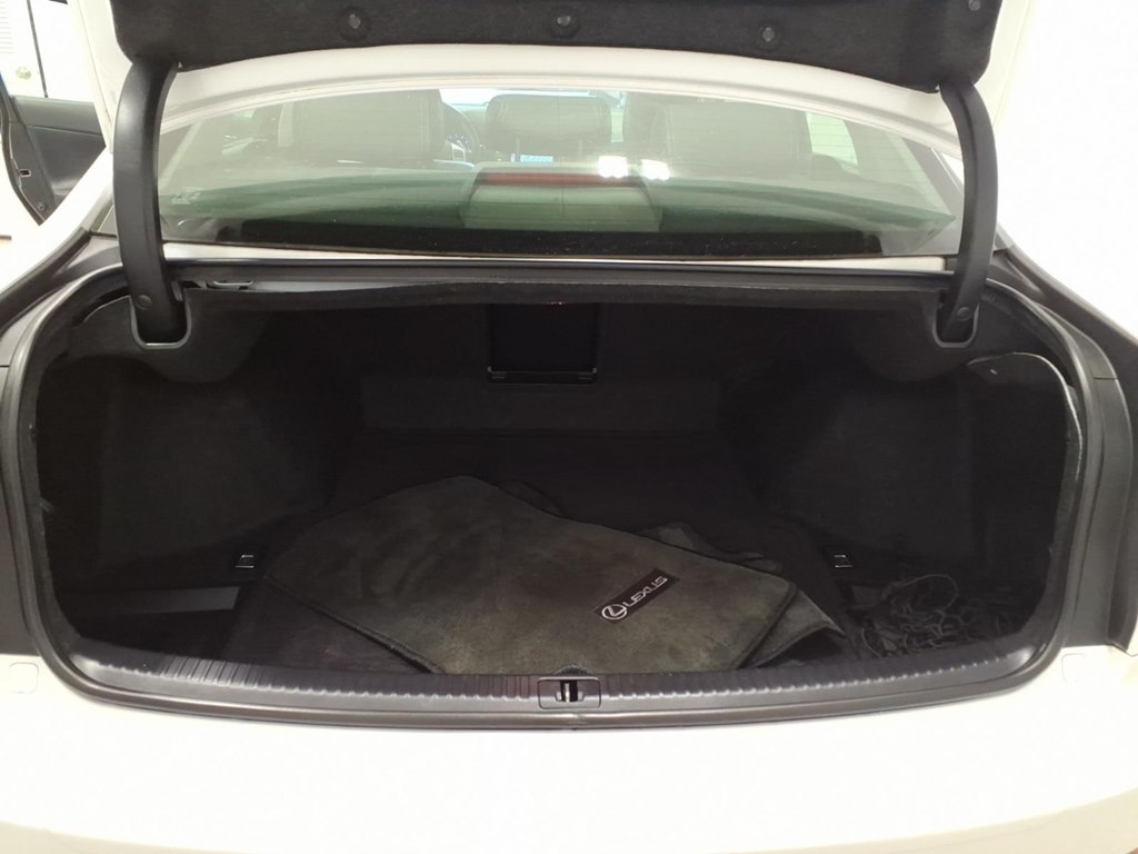 Lexus IS 250 4D Sedan AWD 2013