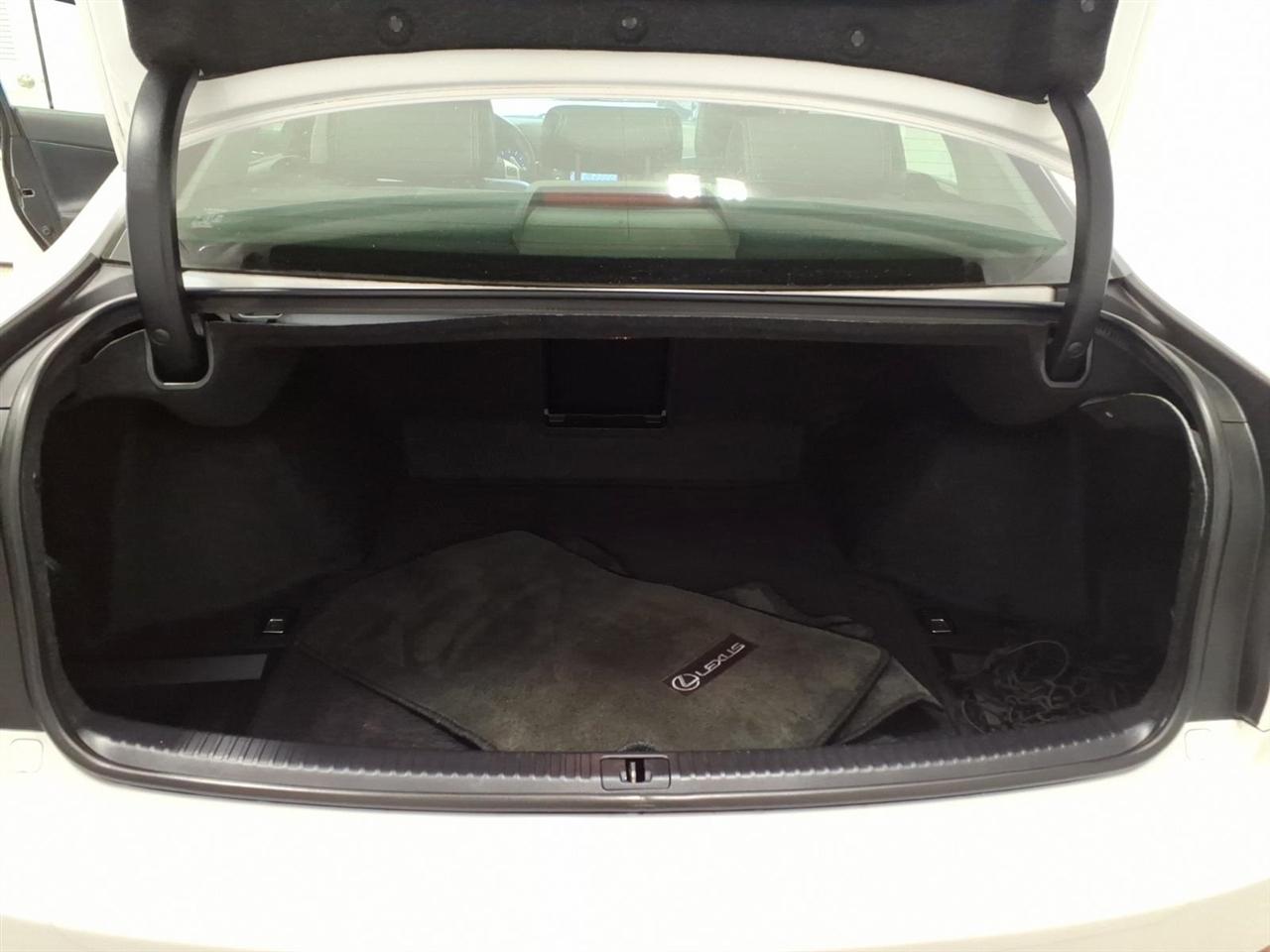 Lexus IS 250 4D Sedan AWD 2013