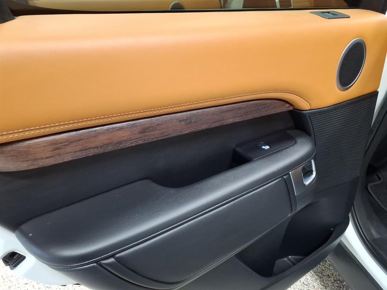 Land Rover Discovery HSE Luxury V6 Supercharged 2019