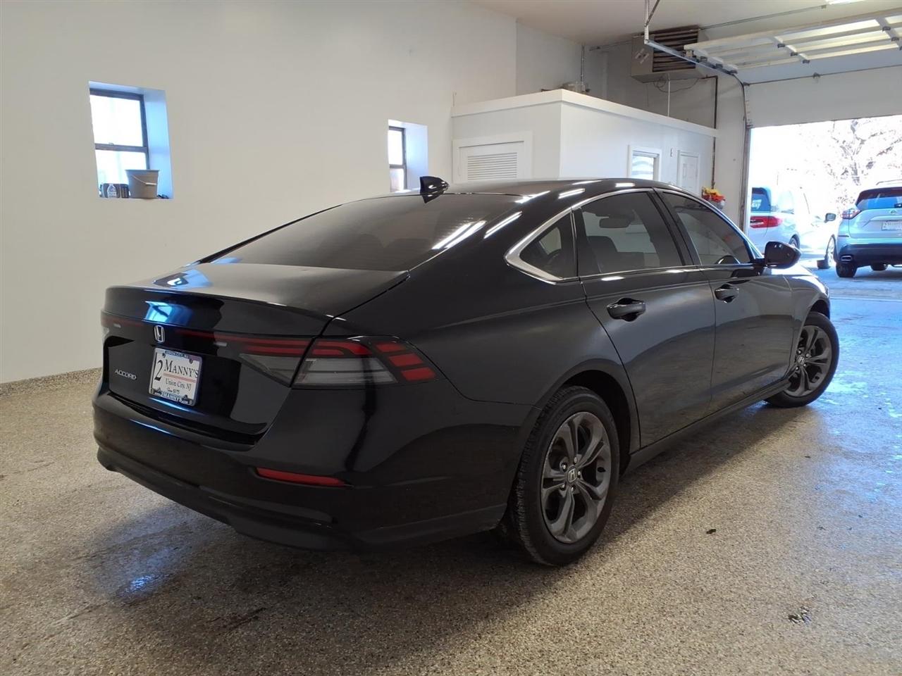 Honda Accord Sedan EX CVT 2023