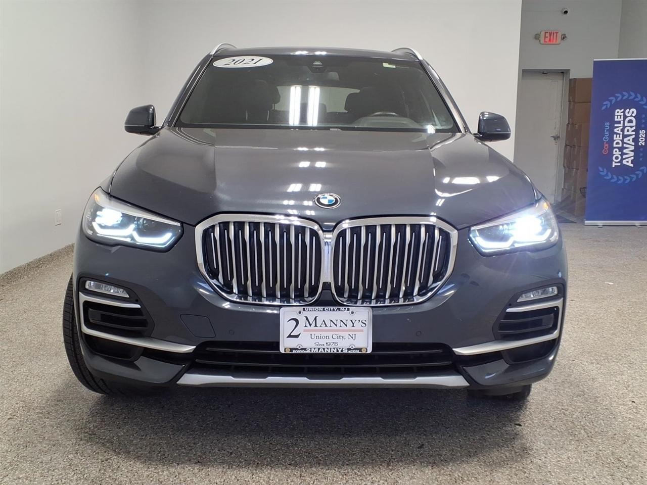 BMW X5 xDrive40i Sports Activity Vehicle 2021