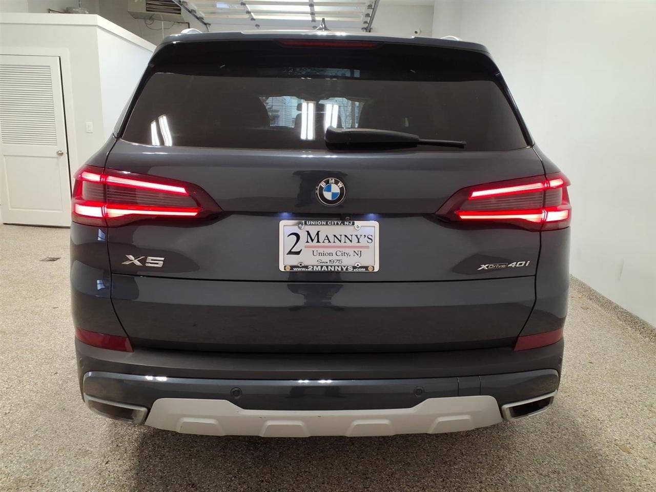 BMW X5 xDrive40i Sports Activity Vehicle 2021
