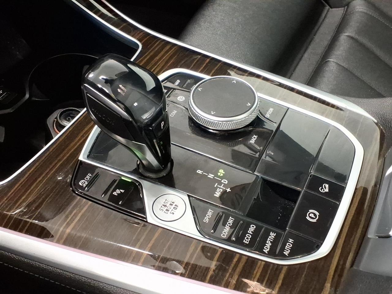 BMW X5 xDrive40i Sports Activity Vehicle 2021