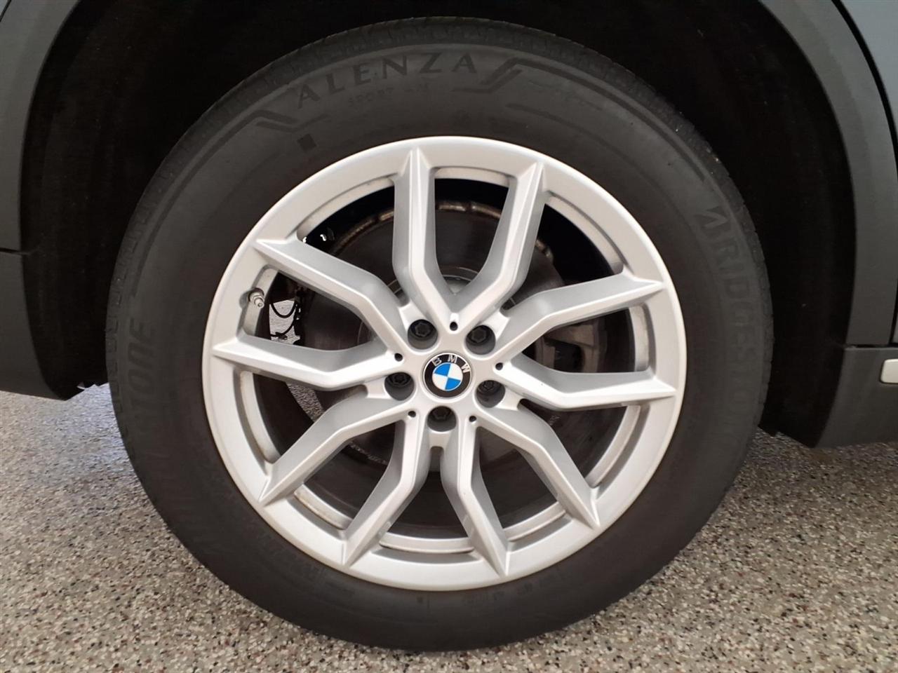 BMW X5 xDrive40i Sports Activity Vehicle 2021