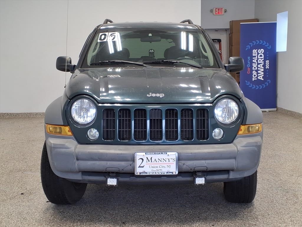 Jeep Liberty 4dr Sport 4WD 2005