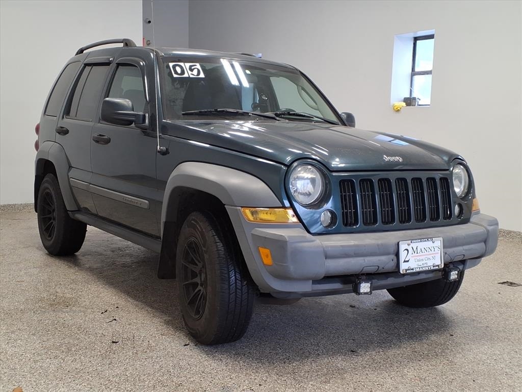 Jeep Liberty 4dr Sport 4WD 2005