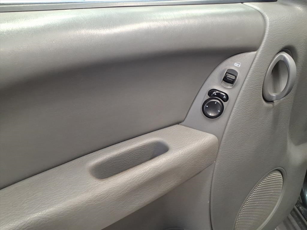 Jeep Liberty 4dr Sport 4WD 2005