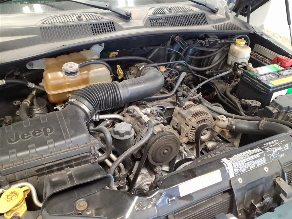 Jeep Liberty 4dr Sport 4WD 2005