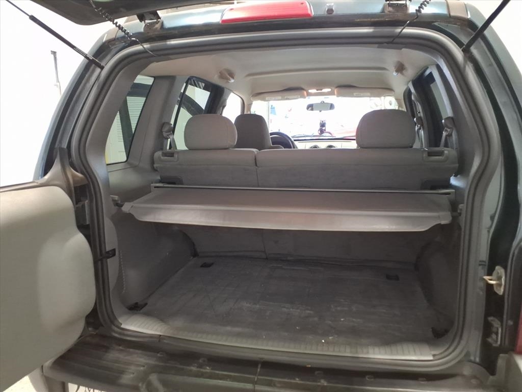 Jeep Liberty 4dr Sport 4WD 2005