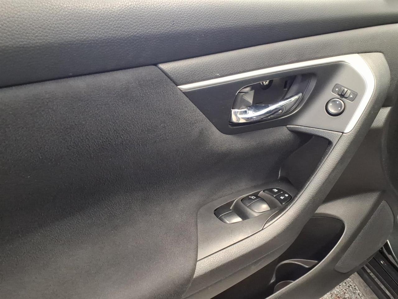 Nissan Altima 4dr Sdn I4 2.5 S 2015