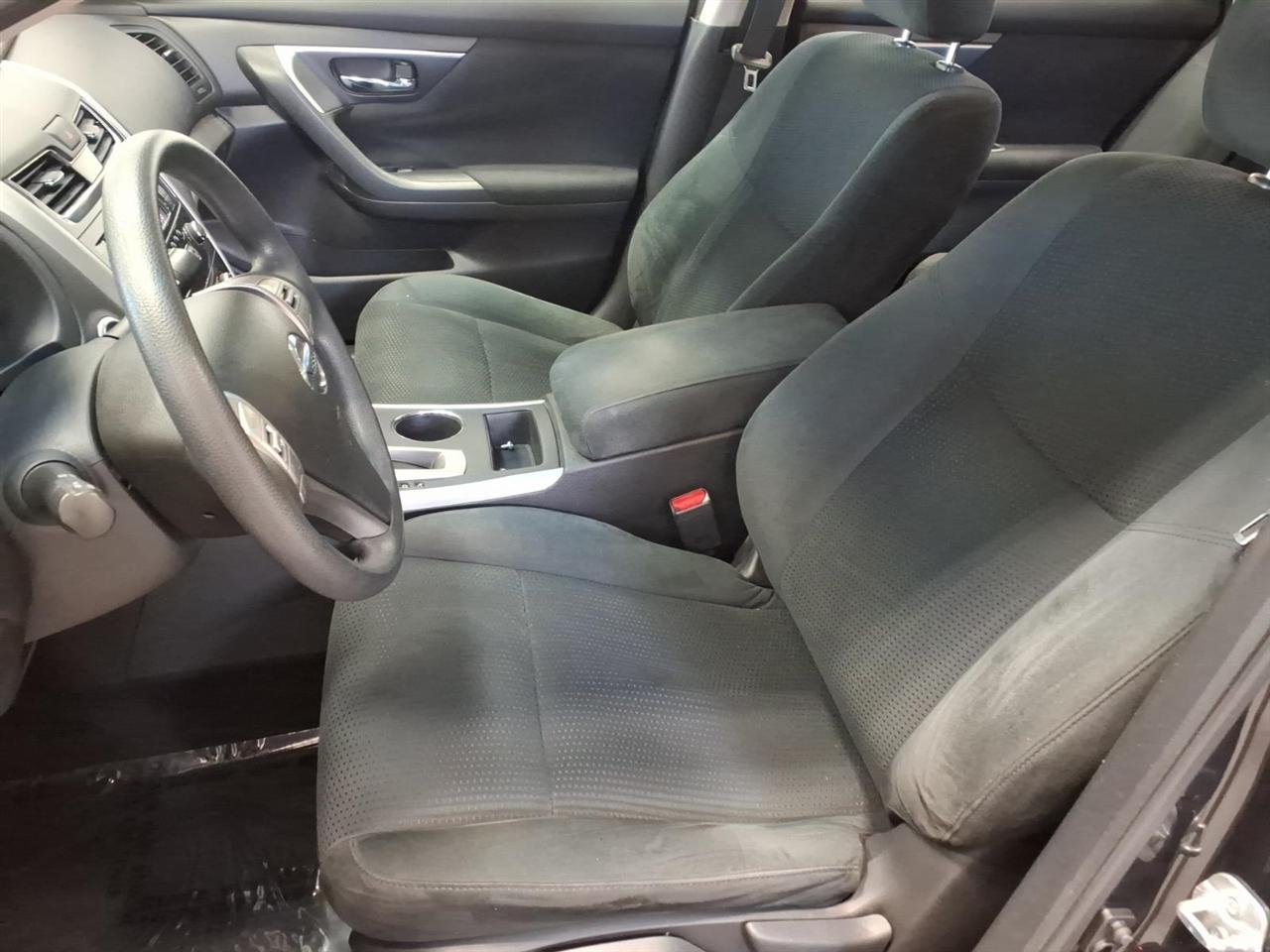 Nissan Altima 4dr Sdn I4 2.5 S 2015