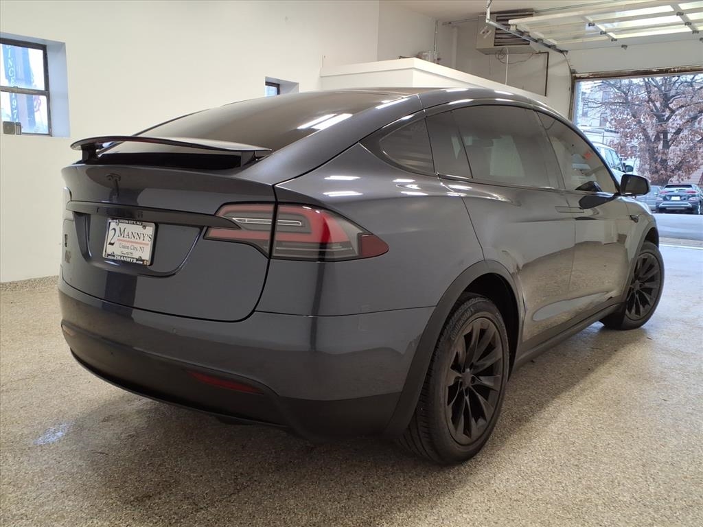 Tesla Model X 75D 4D SUV AWD 2017